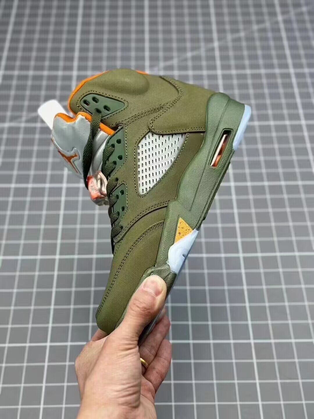 Jordan 5 Retro "Olive"